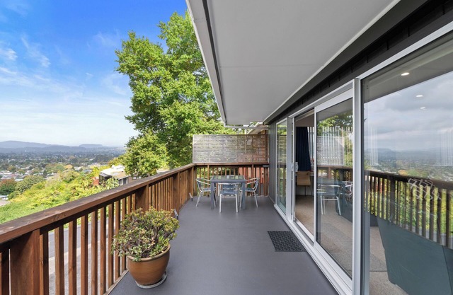 Skyline Staycation - Rotorua Holiday Home