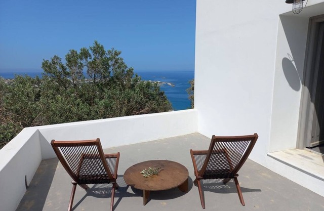 Skyros BnB, ANNA House in Brooke