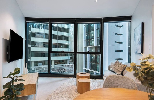 Skytower Sojourn Urban Comfort by Brisbane River