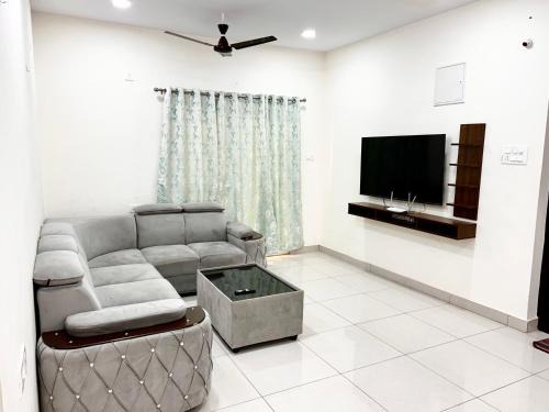 SkyView Penthouse MEE Homes near Hitech City