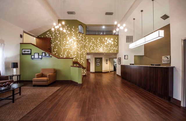 Sleep Inn & Suites Tulsa Central I-44