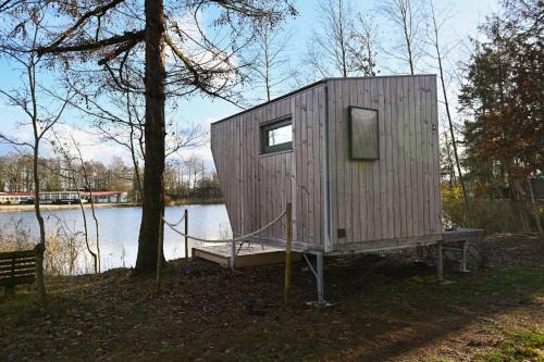 Sleep Space 4 - Green Tiny Spot Friesland