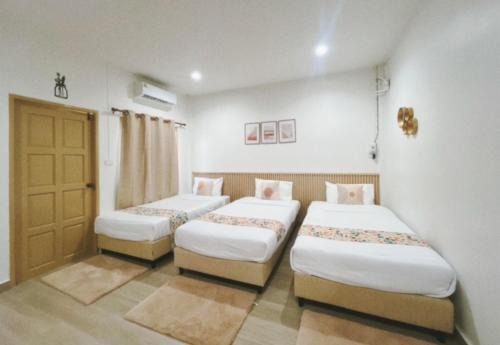 Sleeping Shine by DeliZia Satun พักได้ 8-9 ท่าน
