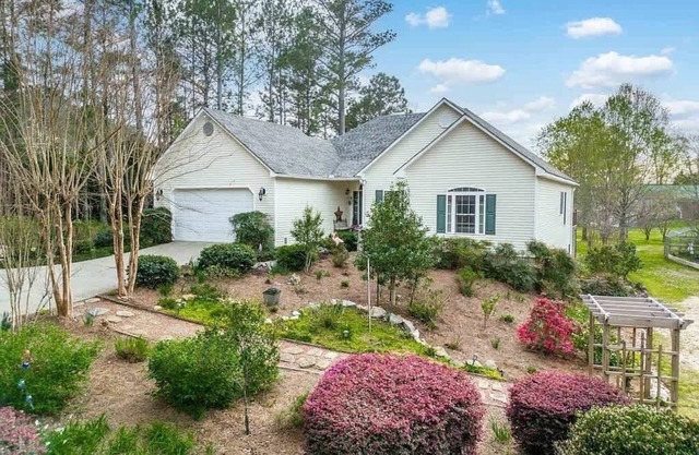 Sleeps 14, Game Room/Movie Theater, Hot Tub + MORE