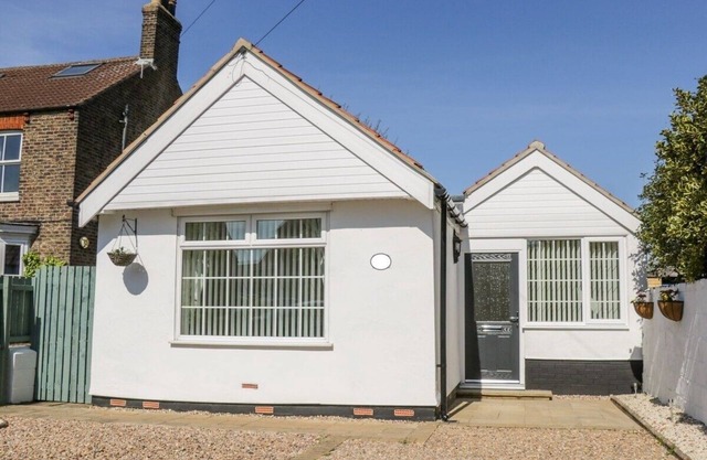 Sleeps 4|Parking| Fully Equipped |Contractors