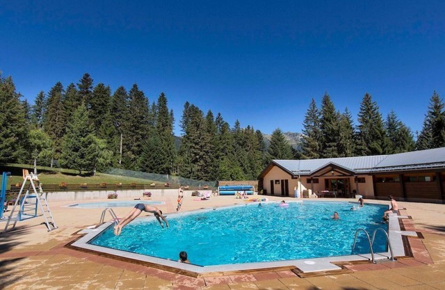 Sleeps 6! Mountain Escape in Valmorel | 1BR Apt