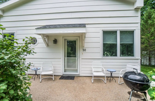 Sleepy Hollow Beach Resort introduces Patio 30