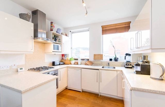 Sloane Square Luxury Flat 4 Guests