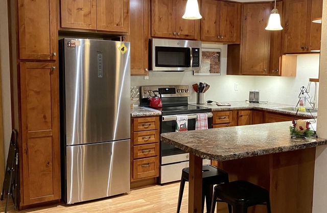 Slopeside 2 Bedroom 2Bath-Great Value