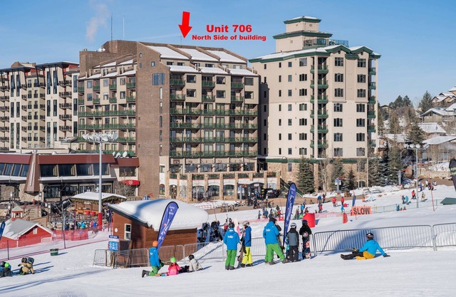 Slopeside, Ski-in, Pool, Hot Tub, A/C in summer, Elevator, Ski Locker, W/D