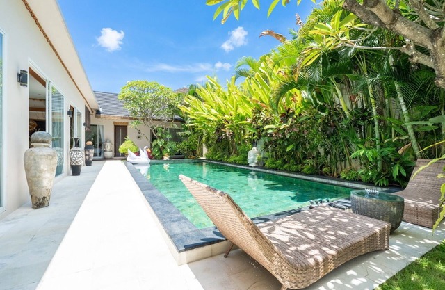 SM9001 - 9 Bedroom Villa Seminyak