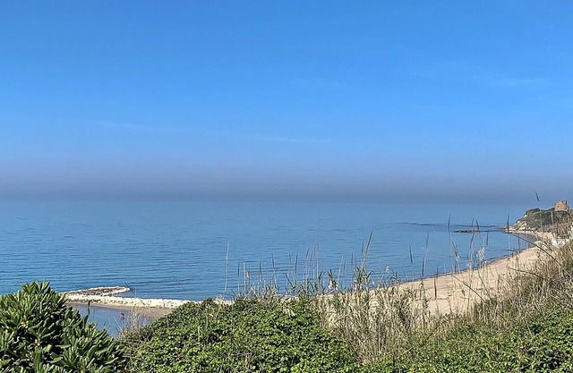 Small cottage with terrace near Anzio.