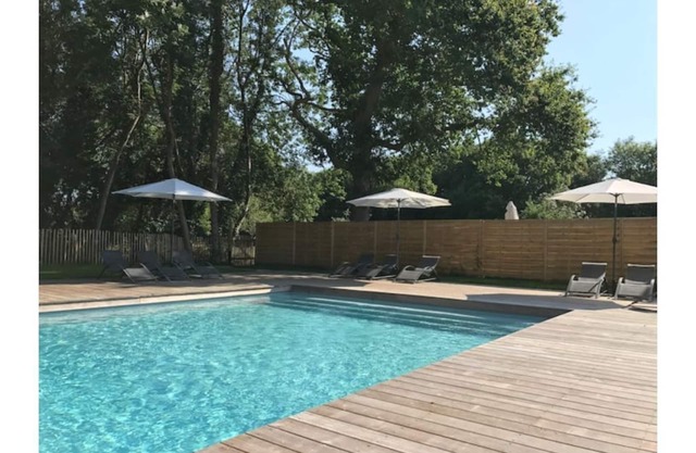 Small detached house - Swimming pool & Sea view