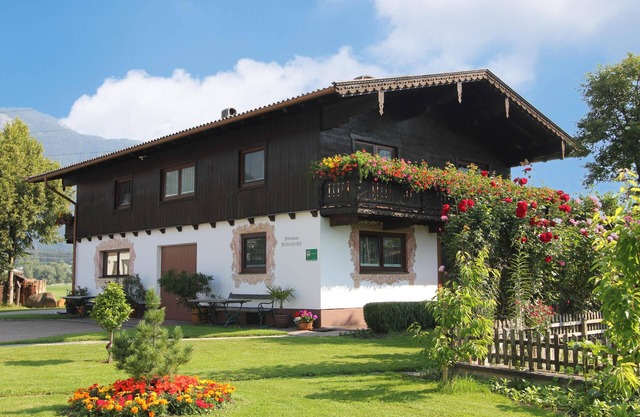 Small house on an organic farm in Strass i.Z