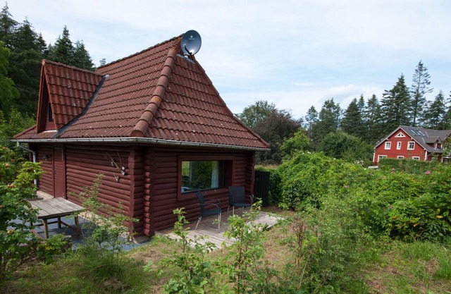Small log house in a fantastic location