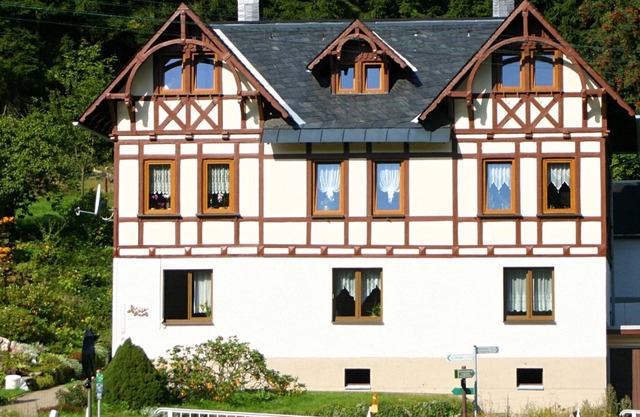 Small, modern apartment in Jöhstadt with terrace