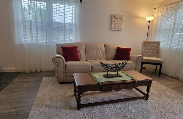 Small nhouse inside the City of Loxley. Big yard. Sage and calm neighborhood