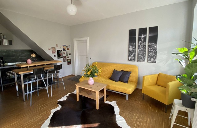 Small, pretty apartment near Altkötzschenbroda