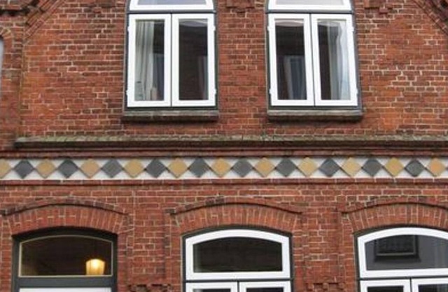 Small Refuge - Lützen-Naumann - Small Refuge