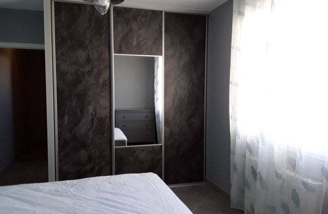 Small suite completely new. Independent entrance with private corridor