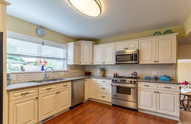 Small Town Charm, Big City Amenities and Skagit Valley Farm-to-Table Appeal