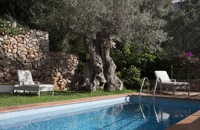 Smart & comfy property at walking distance from Deia
