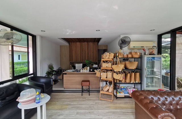 Smile Resort Sriracha