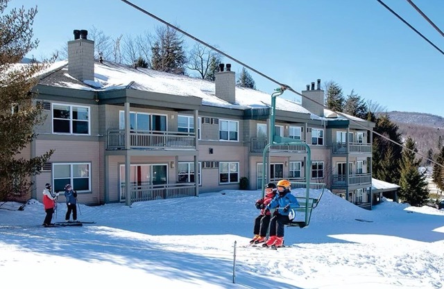 Smugglers Notch Awarded #1 Resort in the East by SKI Magazine 2023 1BR/1BA Delux