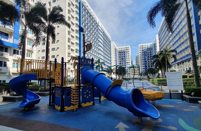 SMX MOA Complex Staycation