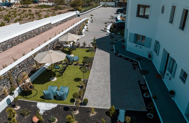 SN Santorini Comfy Apartment