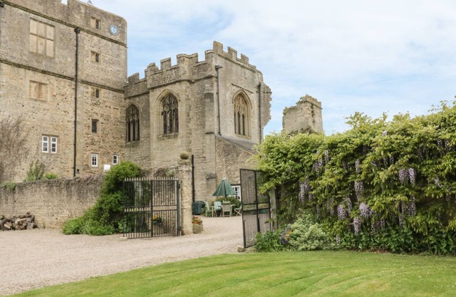 SNAPE CASTLE, THE UNDERCROFT, pet friendly in Snape, Yorkshire