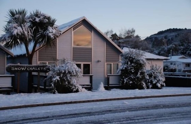 Snow Chalet - Great Location