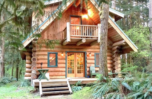 Snowline Cabin #10 - Log Cabining At Its Best. Free WI-FI!