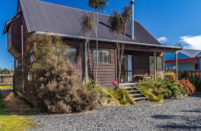 Snowshoe Cabin - National Park Holiday Home