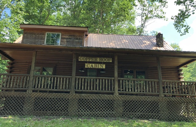 Snuggled in the mountains of Bergoo, the Copper Roof Cabin awaits your visit.