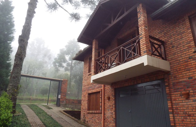 Sobrado House 1 - 3-bedroom semi-detached townhouses