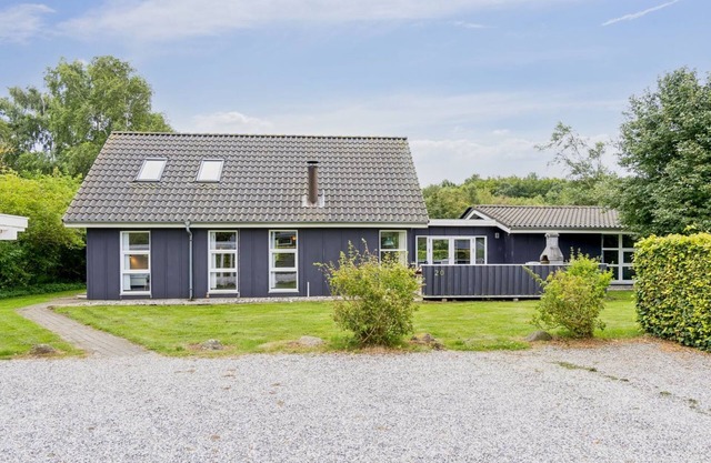 "Soeren" - 300m from the sea by Interhome