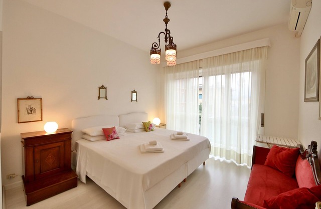 SOFIA by KlabHouse-1BR-w/AC&balcony-Walk2everything