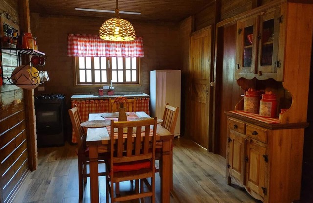 Sol Maior Corner - Lily Cabin
