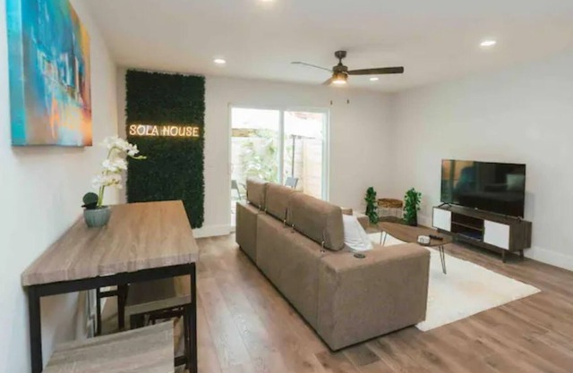 SOLA HOUSE