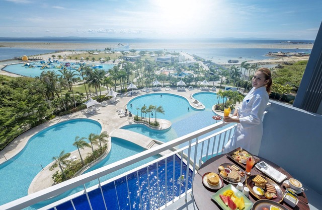 Solea Seaview Resort