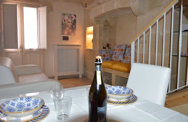 Soleto Court 22