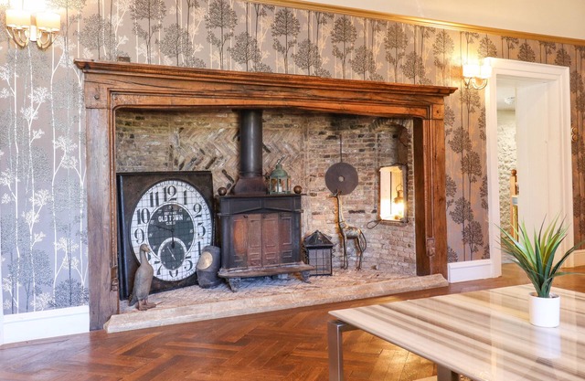 Solton Manor