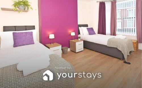 Somerville House by YourStays - 4 Bedroom House in Crewe