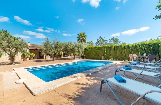 Son Catlar by Interhome