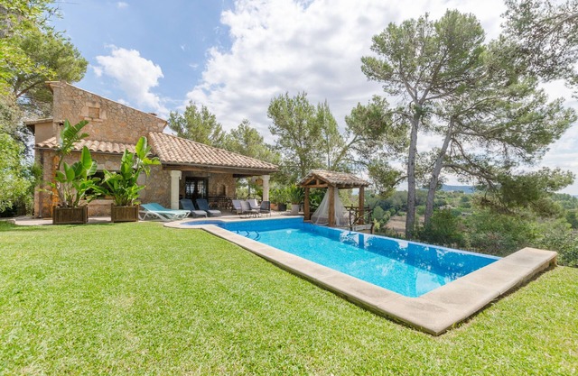 SON DURI (CIMENTERES) - Villa with private pool in Inca. Free WiFi