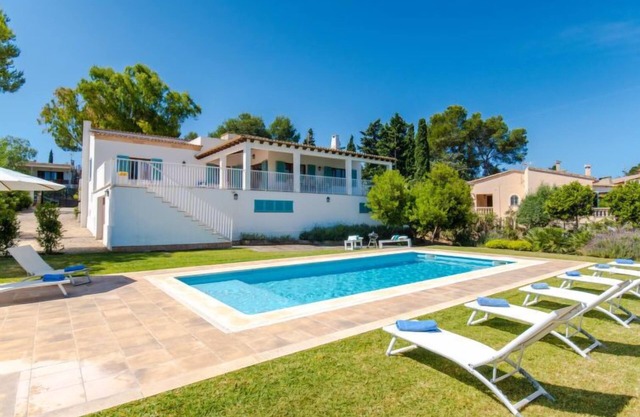 Son Granada by Interhome