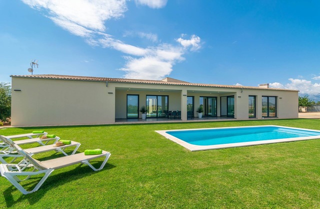 SON SASTRE (FIGUEROLA) - Cosy and modern country house with private pool. Ideal for famili