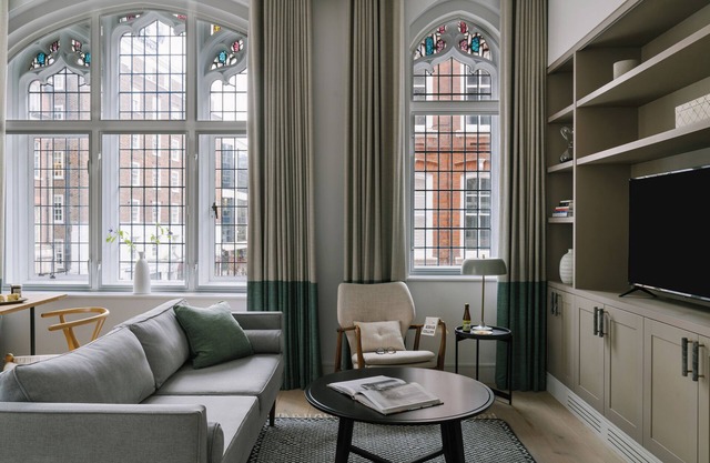 Sonder The Arts Council | 1BR Apartment near Westminster Cathedral