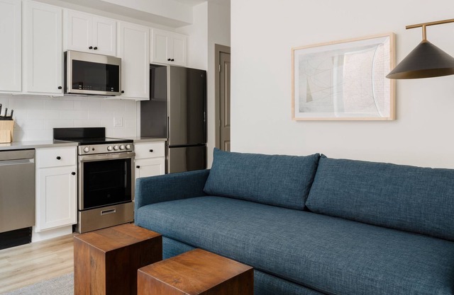 Sonder The Sloan | One-Bedroom Apartment